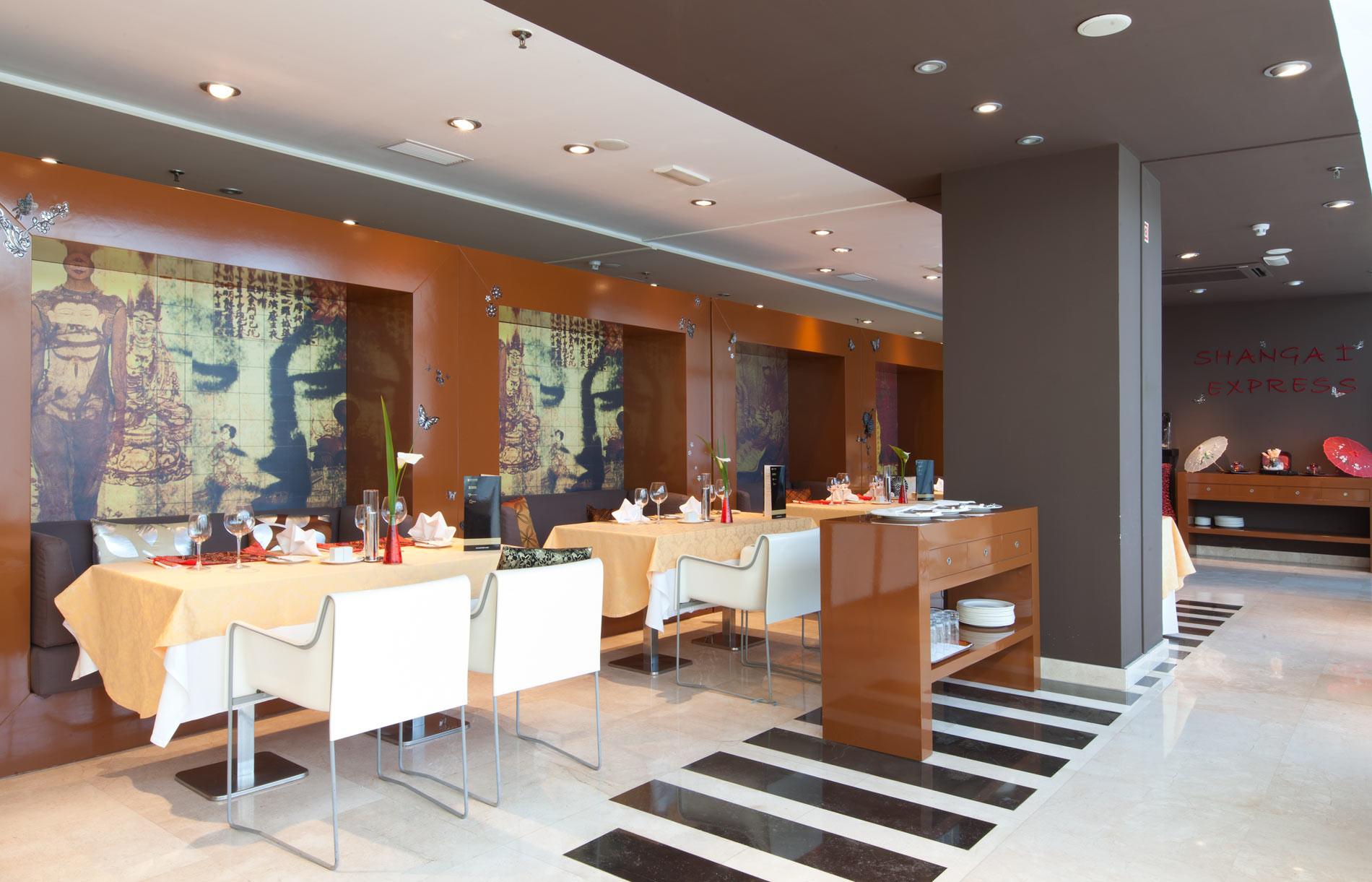 Senator Banus (Adults Only) Estepona Exterior foto Restaurant