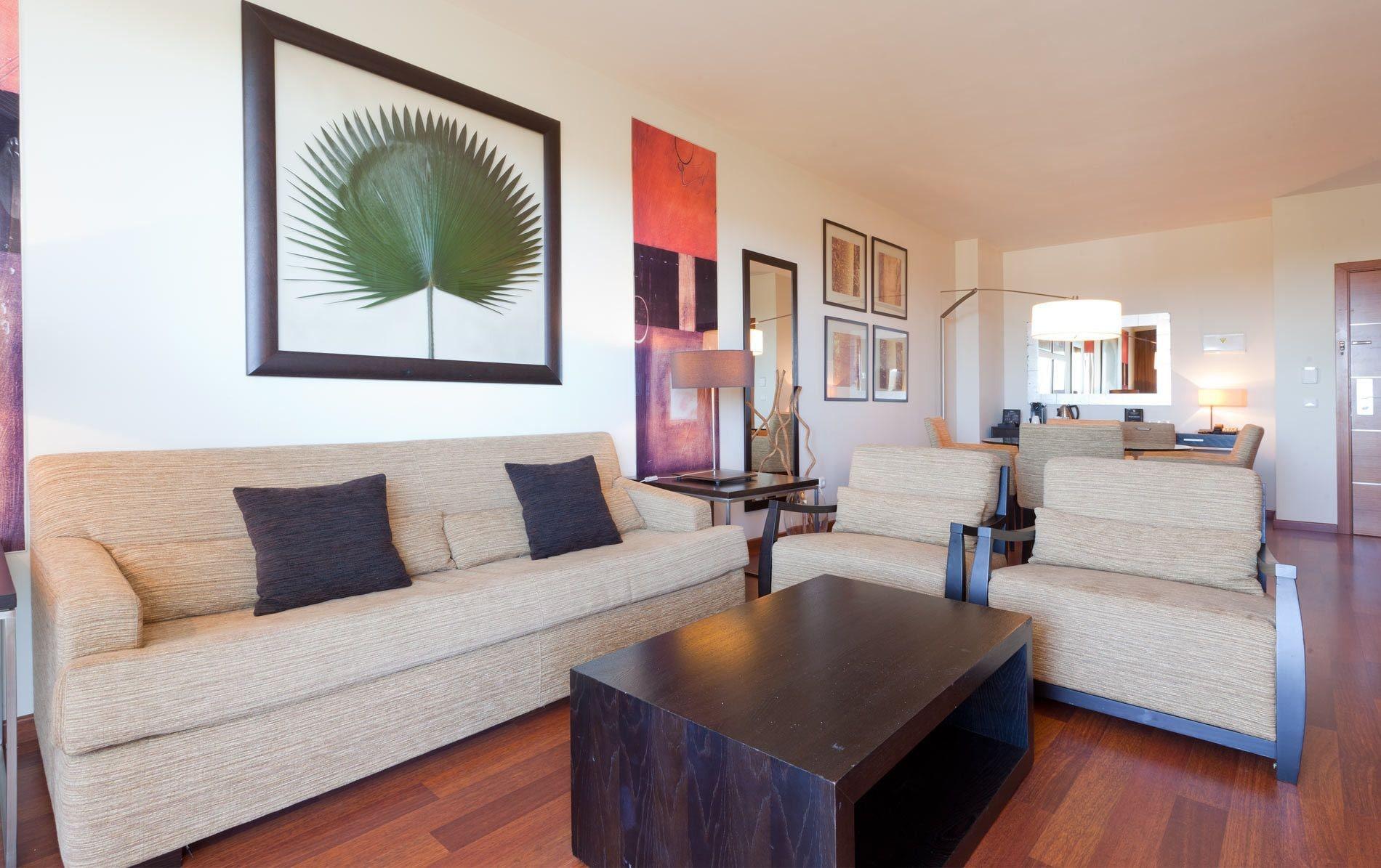 Senator Banus (Adults Only) Estepona Exterior foto A living room