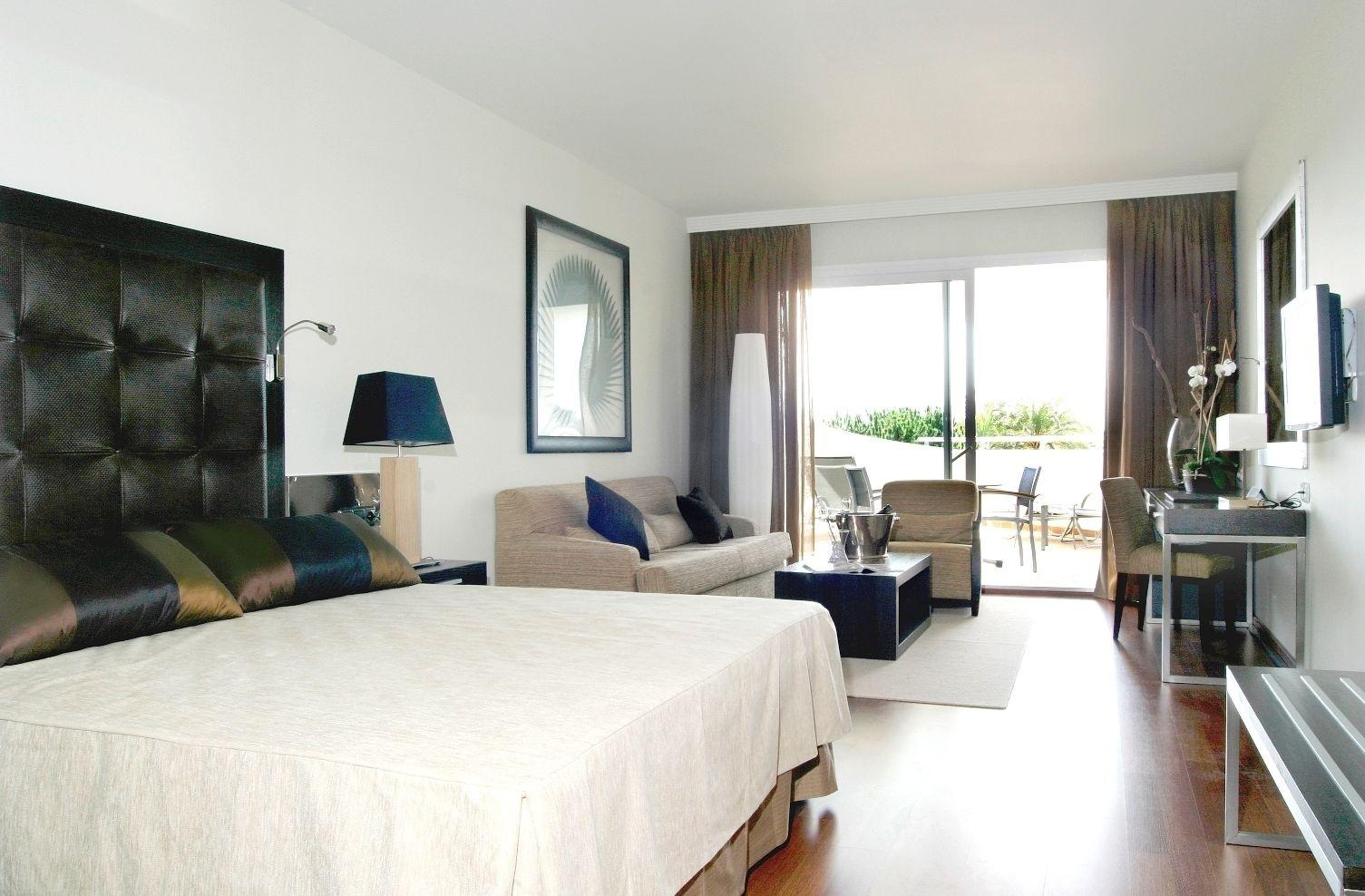 Senator Banus (Adults Only) Estepona Exterior foto A room at the hotel