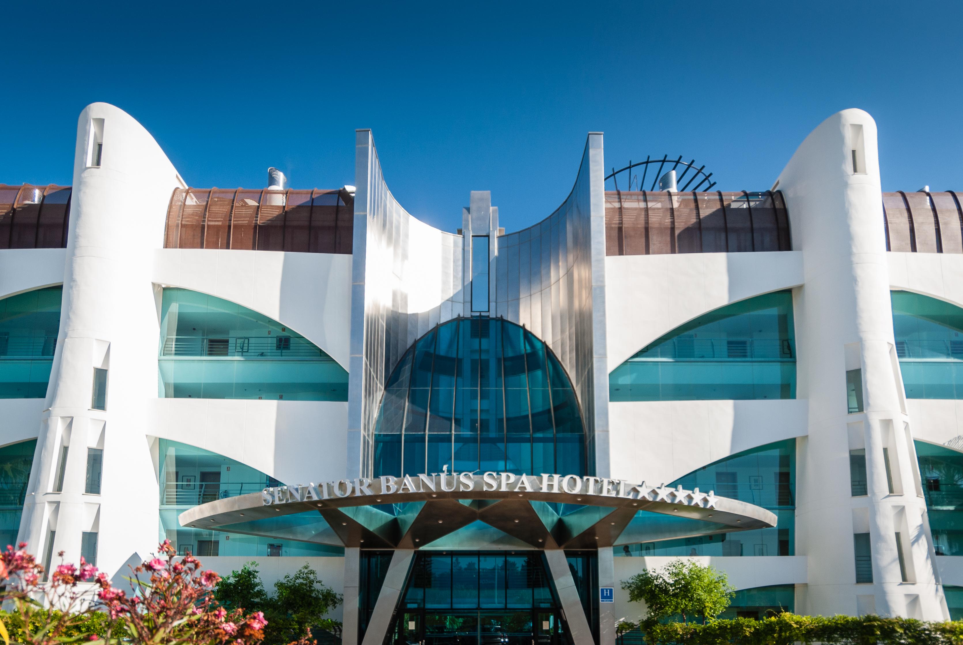 Senator Banus (Adults Only) Estepona Exterior foto The entrance of the hotel