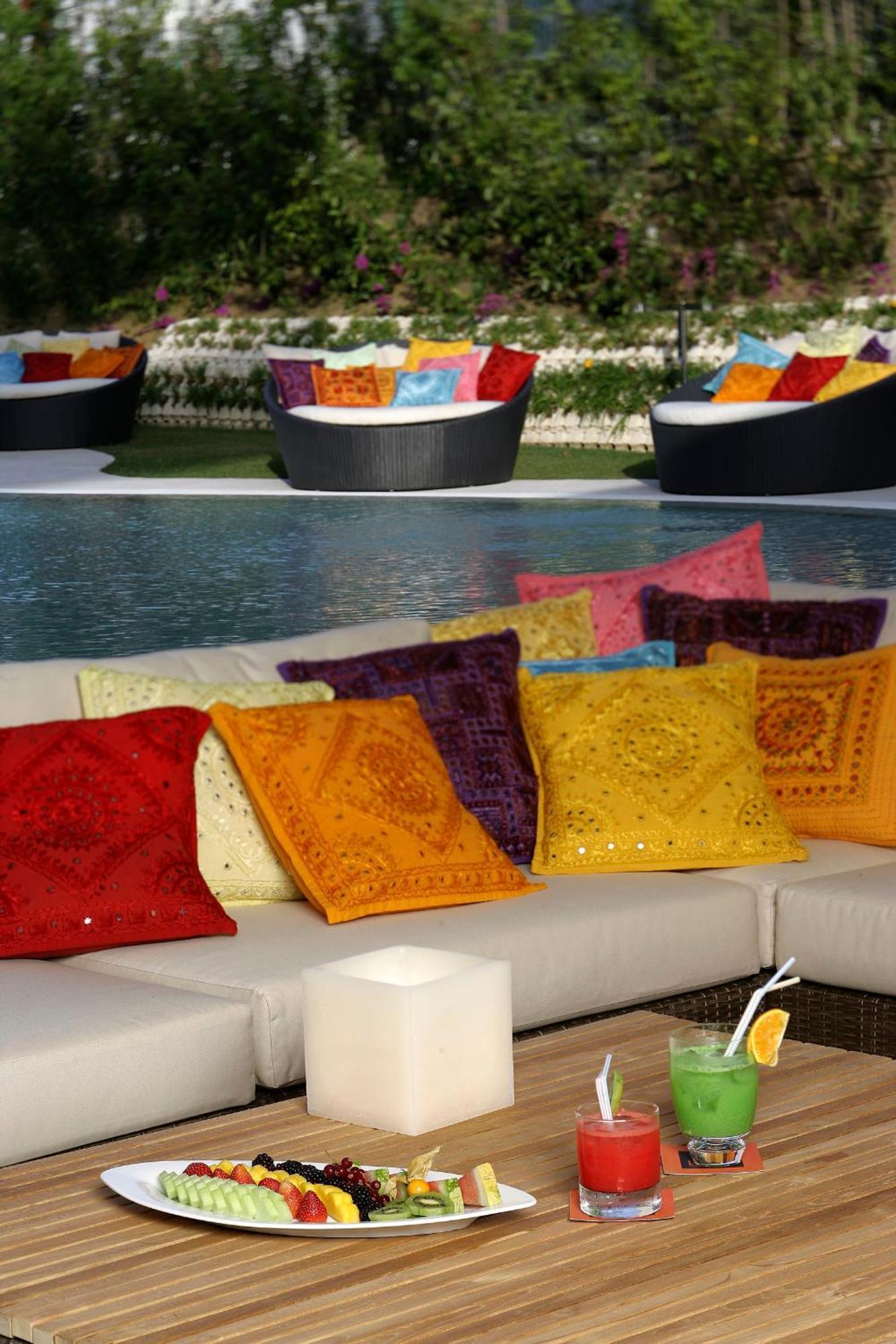 Senator Banus (Adults Only) Estepona Facilidades foto Outdoor cushions