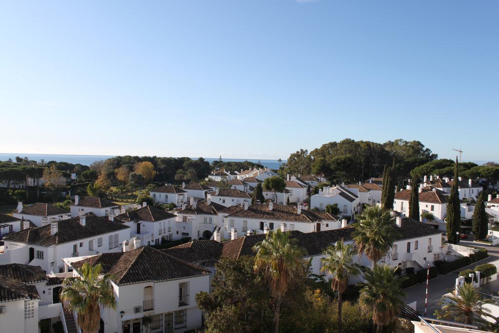 Senator Banus (Adults Only) Estepona Exterior foto View of the town